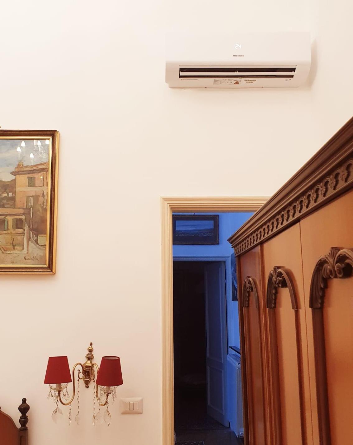 La Casa Dell'Arte - The House Of Art Apartment Genoa Luaran gambar